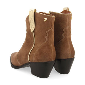 Gioseppo Airth Taupe Suede