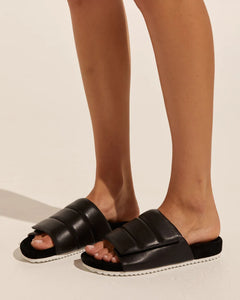 Zoe Kratzmann Float Slide Black