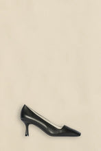 Zoe Kratzmann  Coupe Heel Black