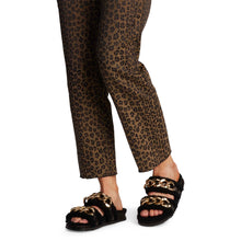 Kathryn Wilson Lexi Slide Black Sheep