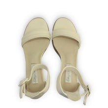 Kathryn Wilson Modern Love Heel White Pebble