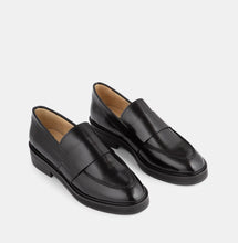 Ivylee California Black